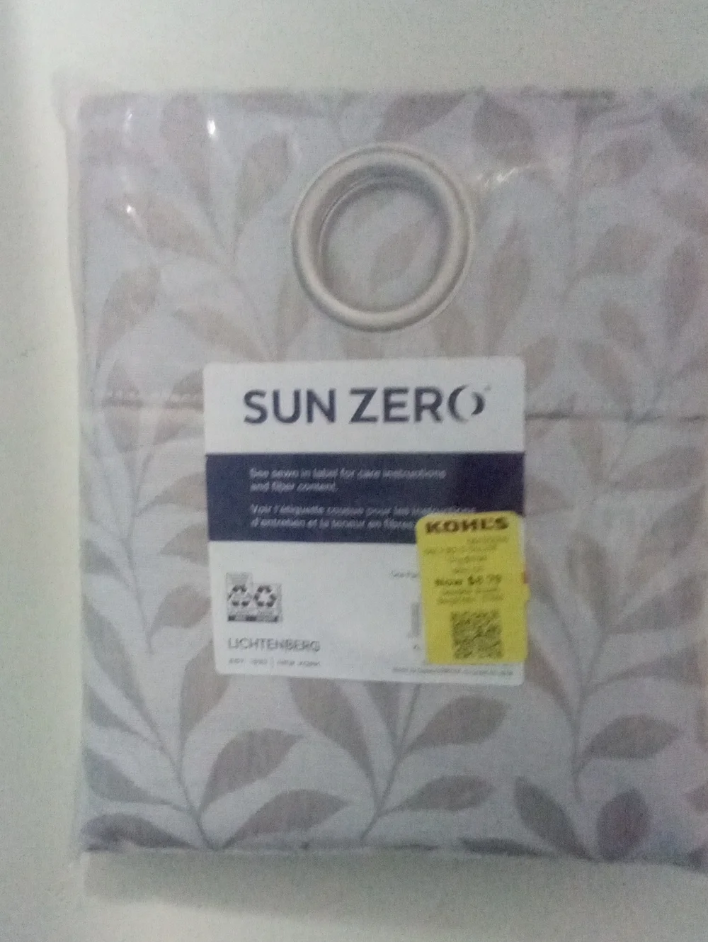 SUN ZERO Grommet Curtain Panel One Leaf Print NWT $27.99 Neutral